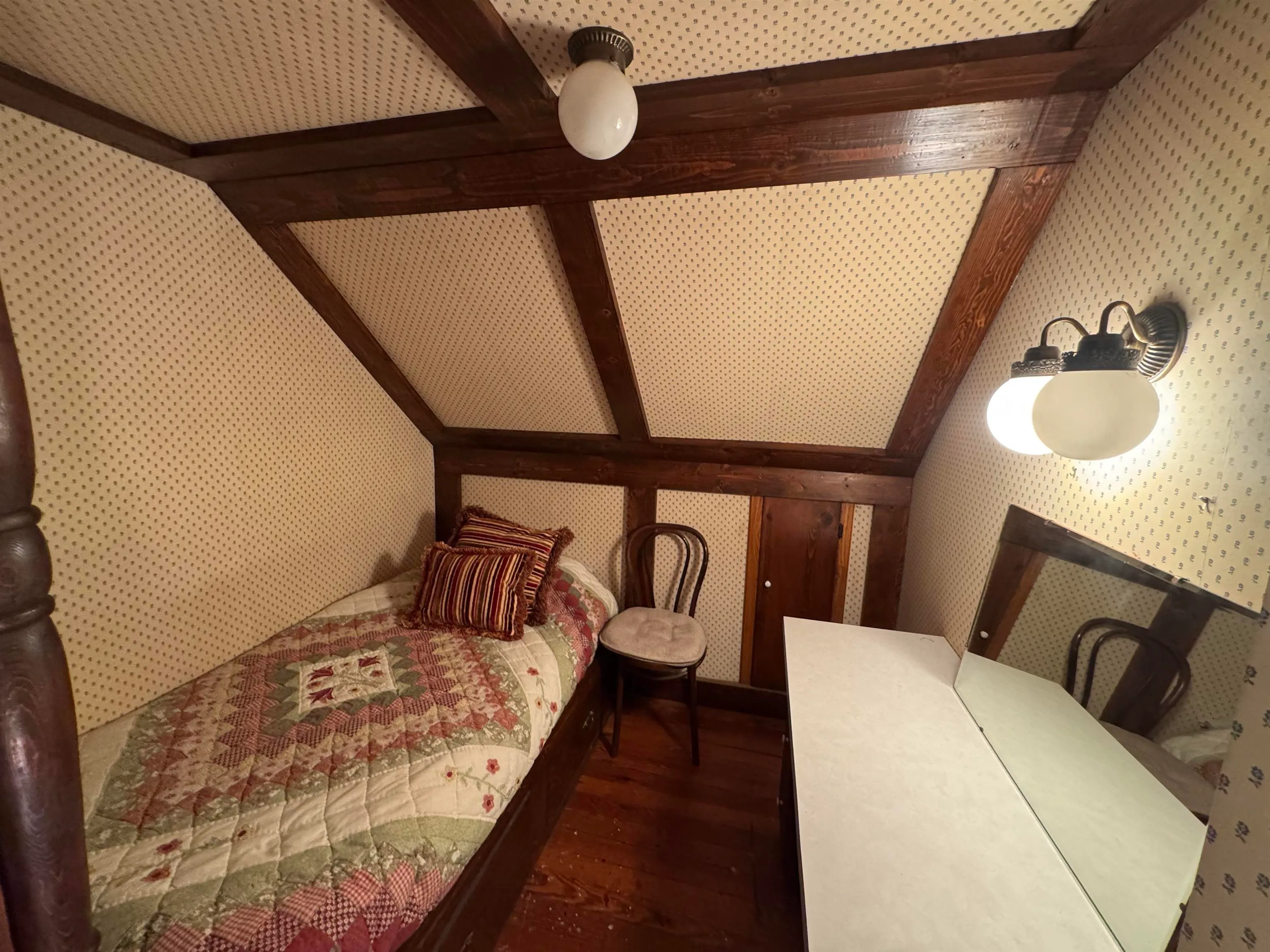 Winfield, Kansas 67156, United States, 3 Bedrooms Bedrooms, ,2 BathroomsBathrooms,Residential,Active,237979