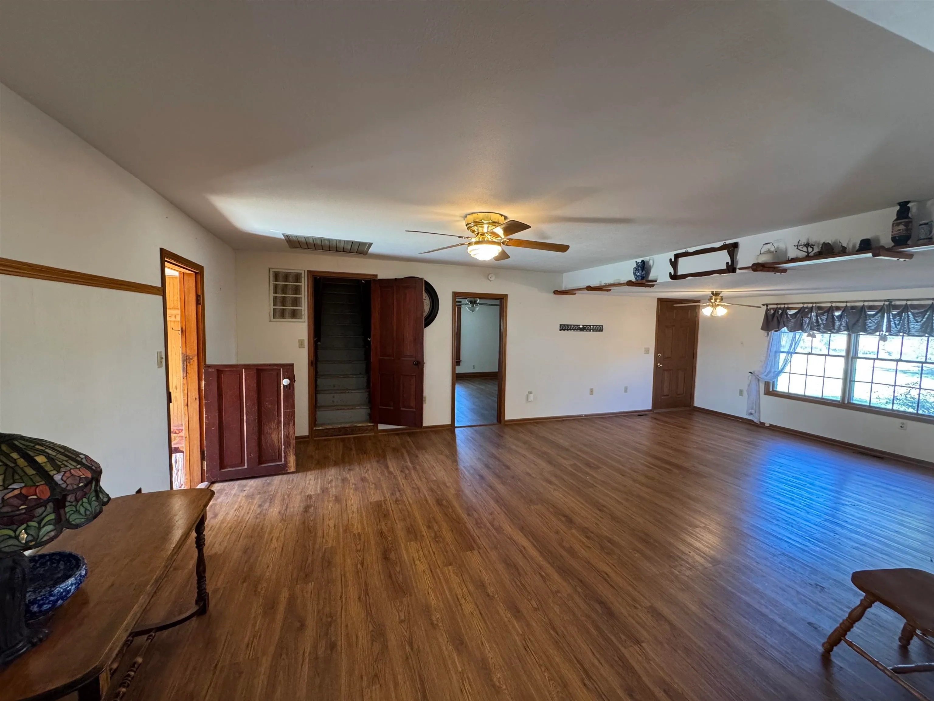 Winfield, Kansas 67156, United States, 3 Bedrooms Bedrooms, ,2 BathroomsBathrooms,Residential,Active,237979