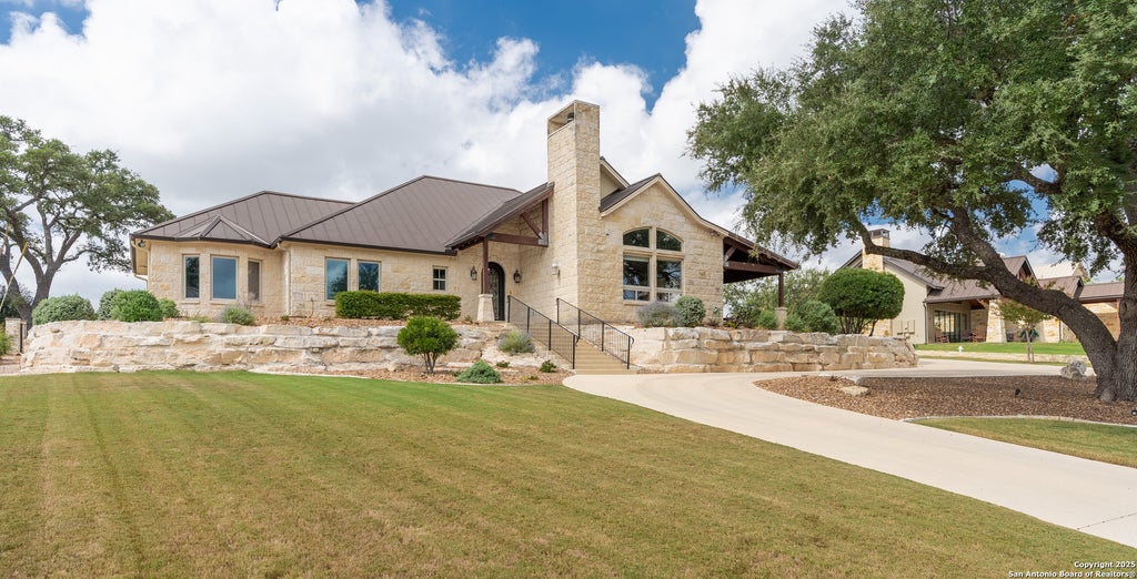 Photo of 3911 Kite Dr. E, Kerrville, TX 78028 (MLS # 1911434)
