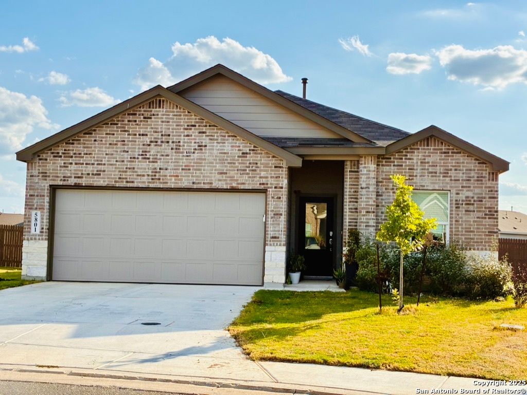 Photo of 5801 Geronimo Vista, Seguin, TX 78155 (MLS # 1897493)