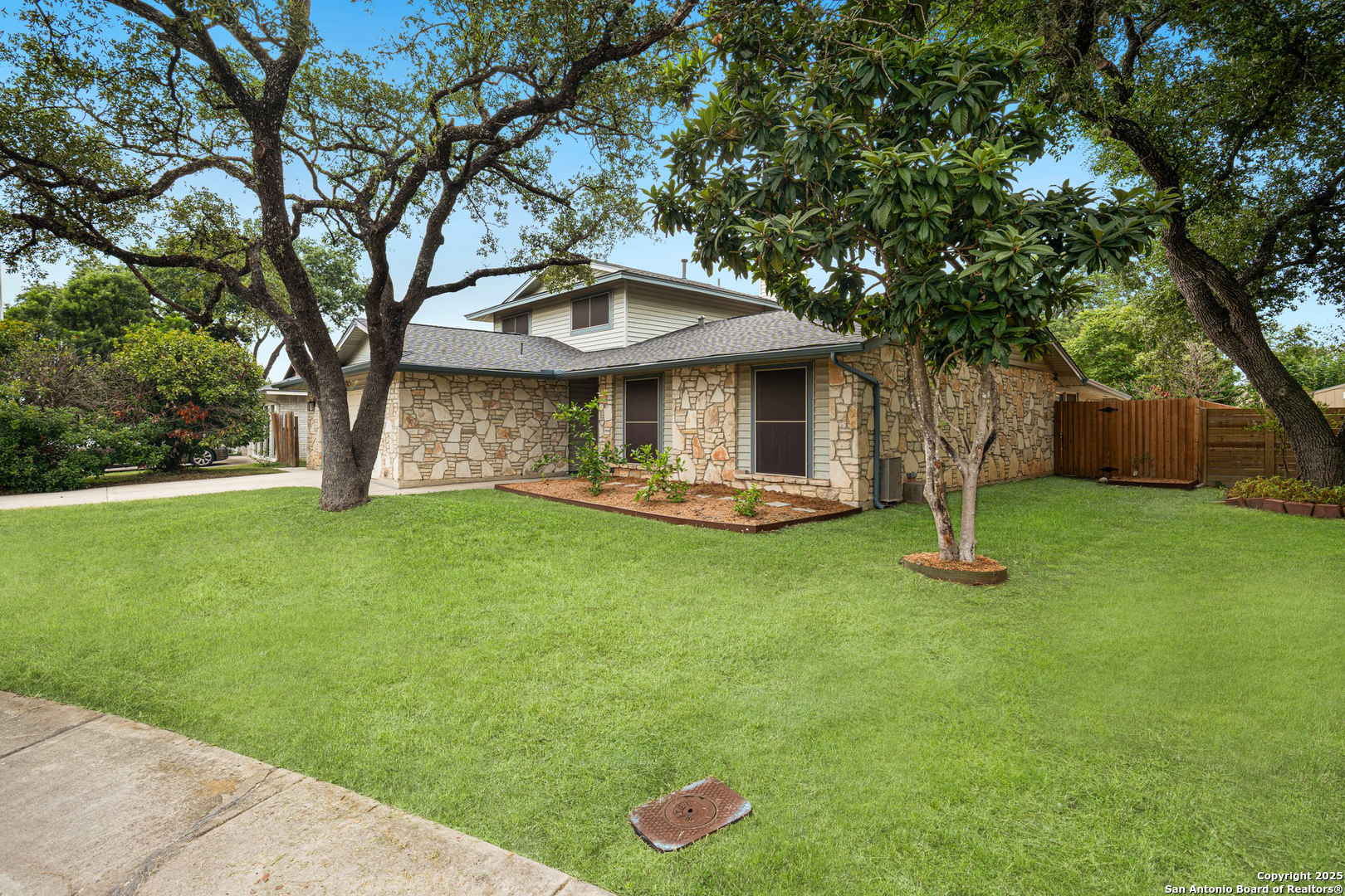 7522 Frenchton St.