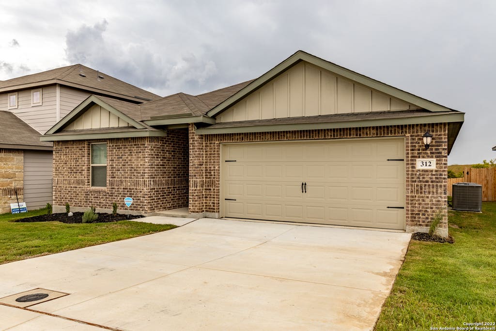 Photo of 312 Shelton Pass, Schertz, TX 78108 (MLS # 2008996)