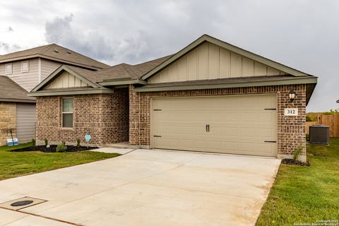 Photo of 312 Shelton Pass, Schertz, TX 78108 (MLS # 2008996)