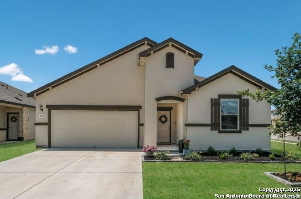 Photo of 3930 Legend Woods, New Braunfels, TX 78130 (MLS # 1917886)