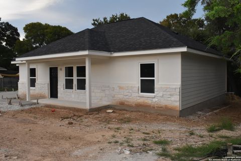 A home in Canyon Lake