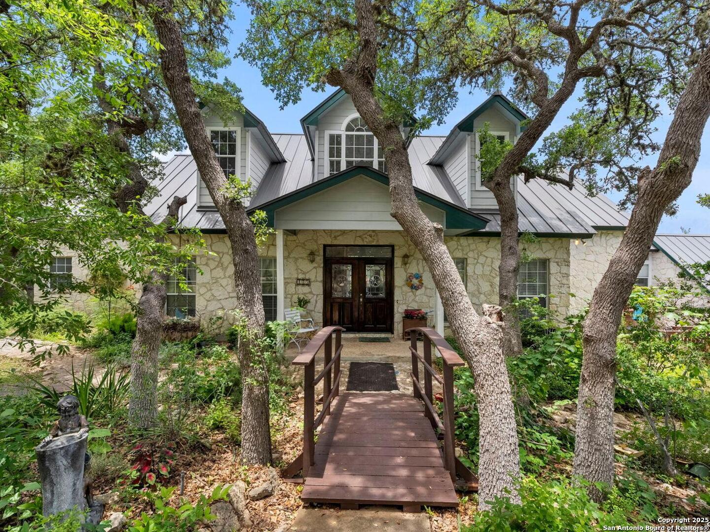 125 Northlake Cove