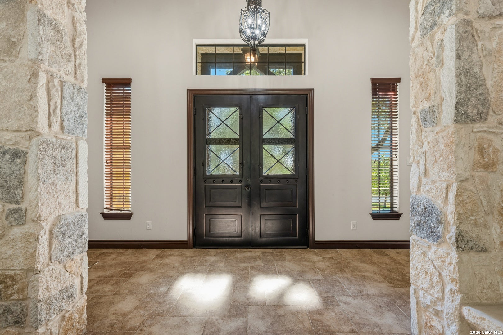8131 Colonial Woods