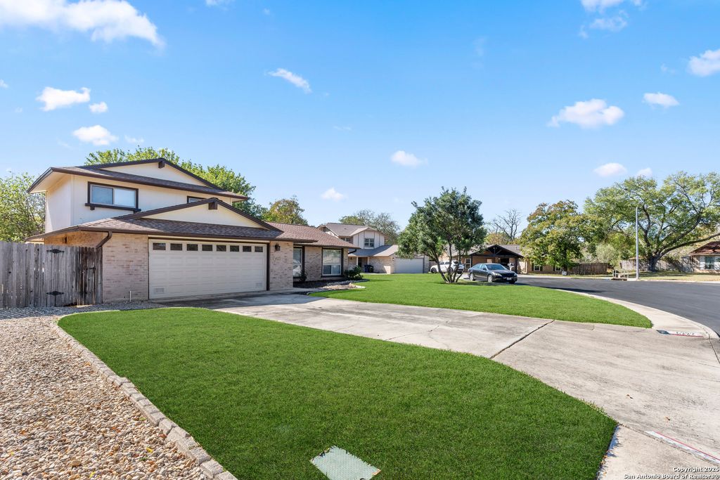 Photo of 6222 Bellwood St, San Antonio, TX 78249 (MLS # 1926058)