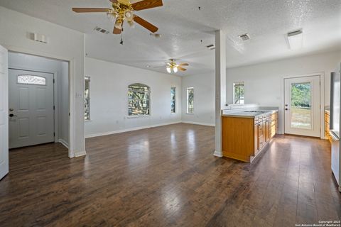 A home in Floresville