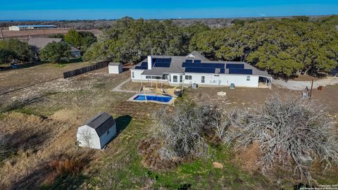 A home in Floresville