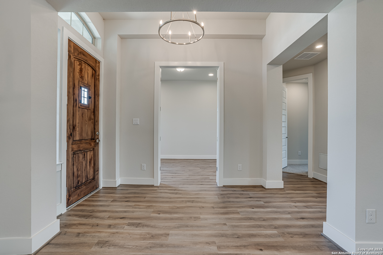 5014 Estates Oak Way