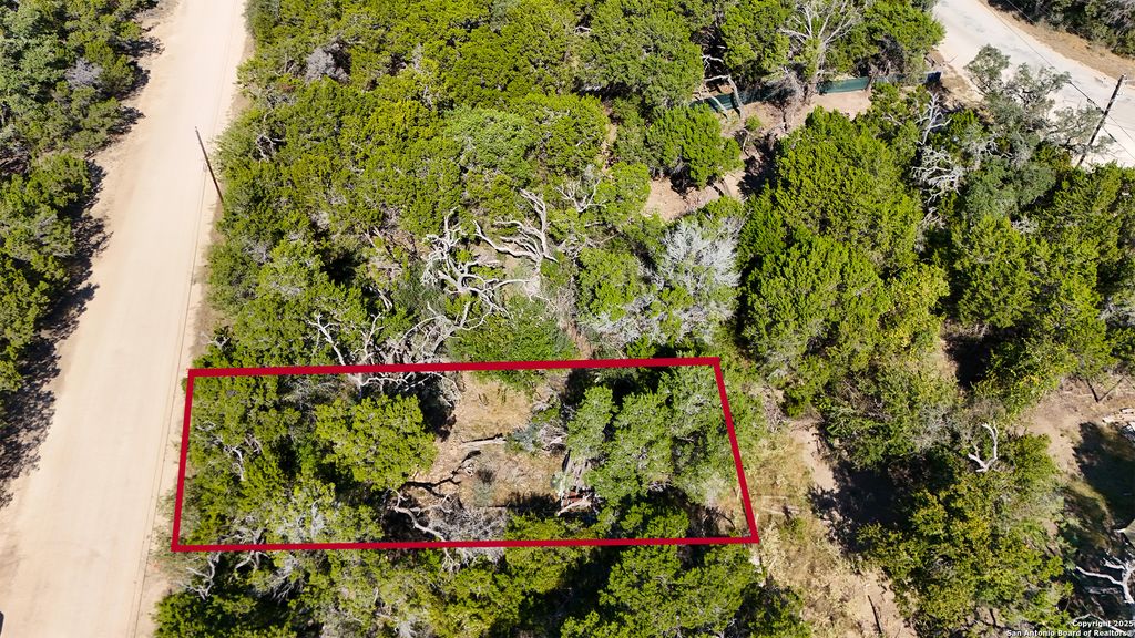 Photo of LOT 25 Paladin Dr, Bandera, TX 78003 (MLS # 1916787)