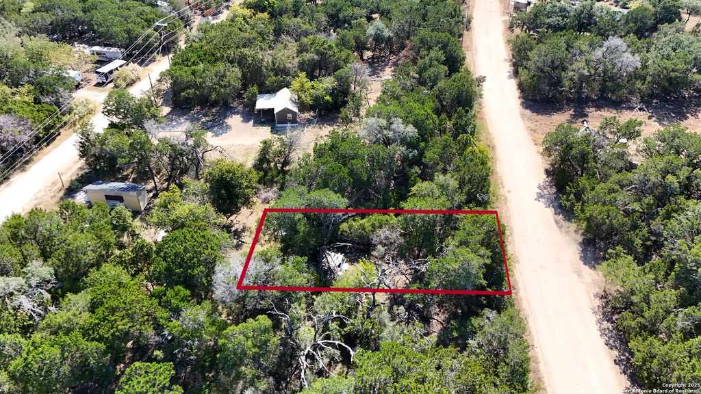 Photo of LOT 25 Paladin Dr, Bandera, TX 78003 (MLS # 1916787)