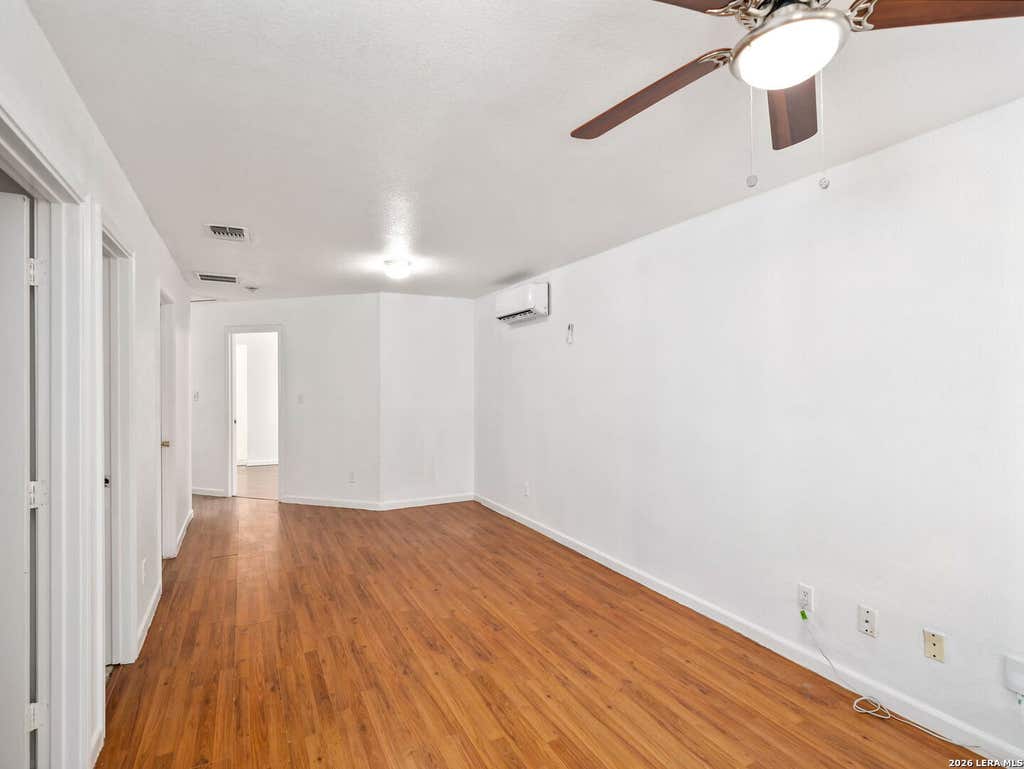 Photo of 508 RANDALL AVE, San Antonio, TX 78237 (MLS # 2007737)