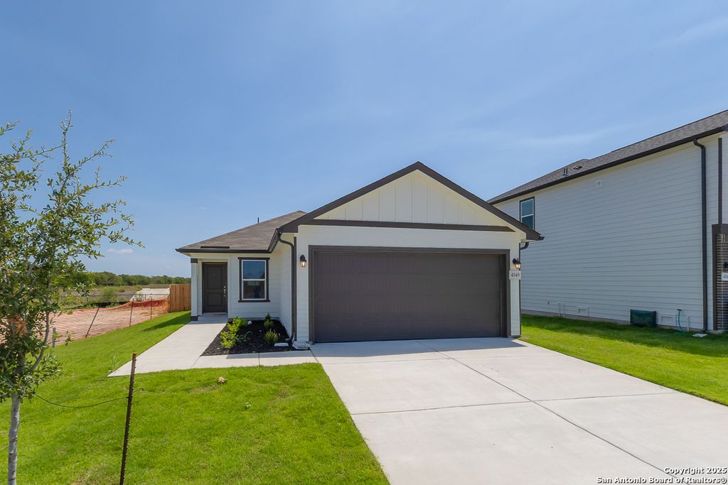 Photo of 4148 BRIAR PARK, Seguin, TX 78155 (MLS # 1884080)