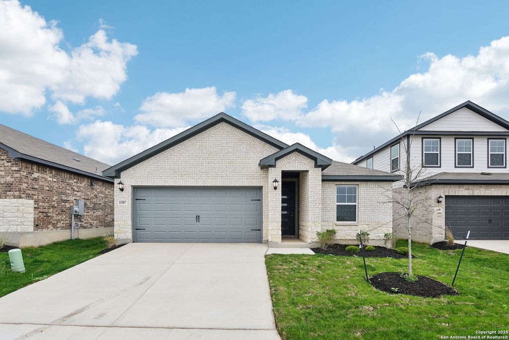Photo of 11587 Cottage Point, San Antonio, TX 78254 (MLS # 1836770)