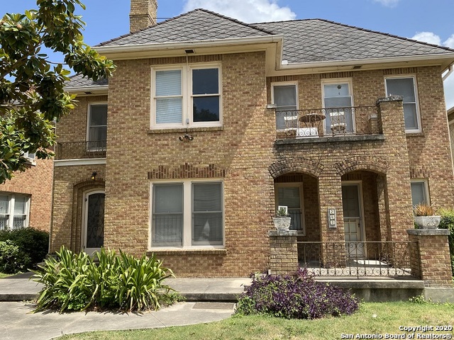 247 E Lullwood Ave FRONT