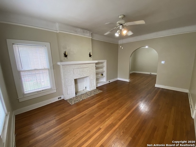 247 E Lullwood Ave FRONT