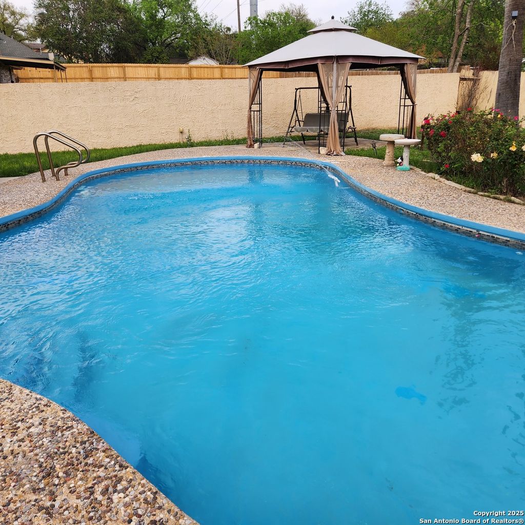 listing image 27