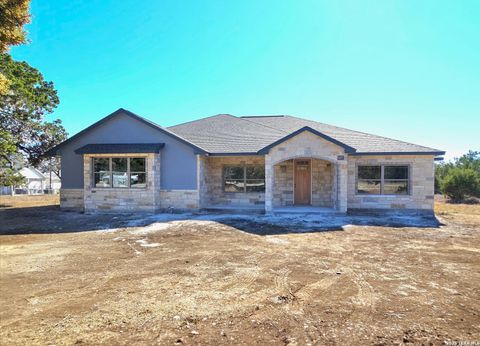 490 North Star Bandera TX 78003