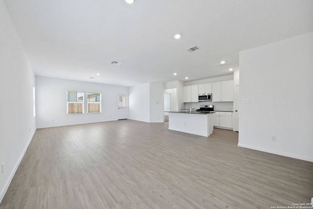 Photo of 31823 Christmas Rose, Bulverde, TX 78163 (MLS # 1943457)