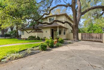 Single Family Residence at 141 hollywood