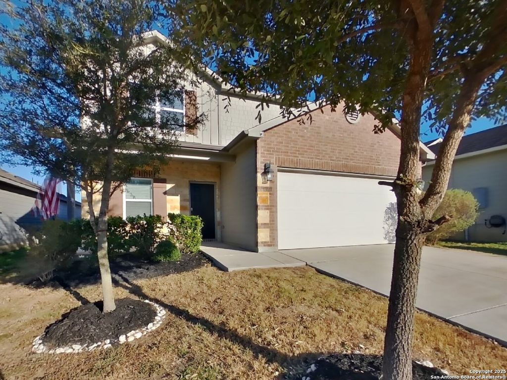 Photo of 13111 Heathers Arrow, St Hedwig, TX 78152 (MLS # 1916519)