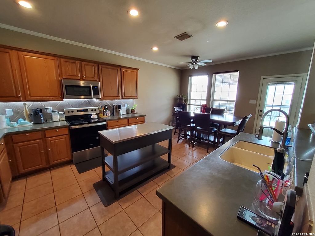 Photo of 129 CARMEL DR, Cibolo, TX 78108 (MLS # 1959135)