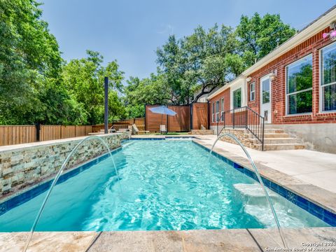 A home in Helotes