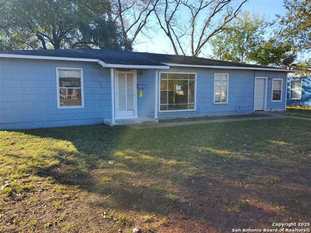 Photo of 384 Longview, San Antonio, TX 78220 (MLS # 1928861)