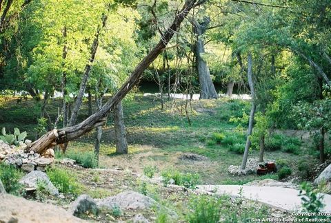 A home in Bandera