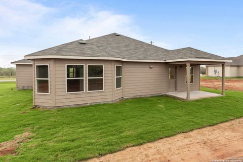 A home in Floresville