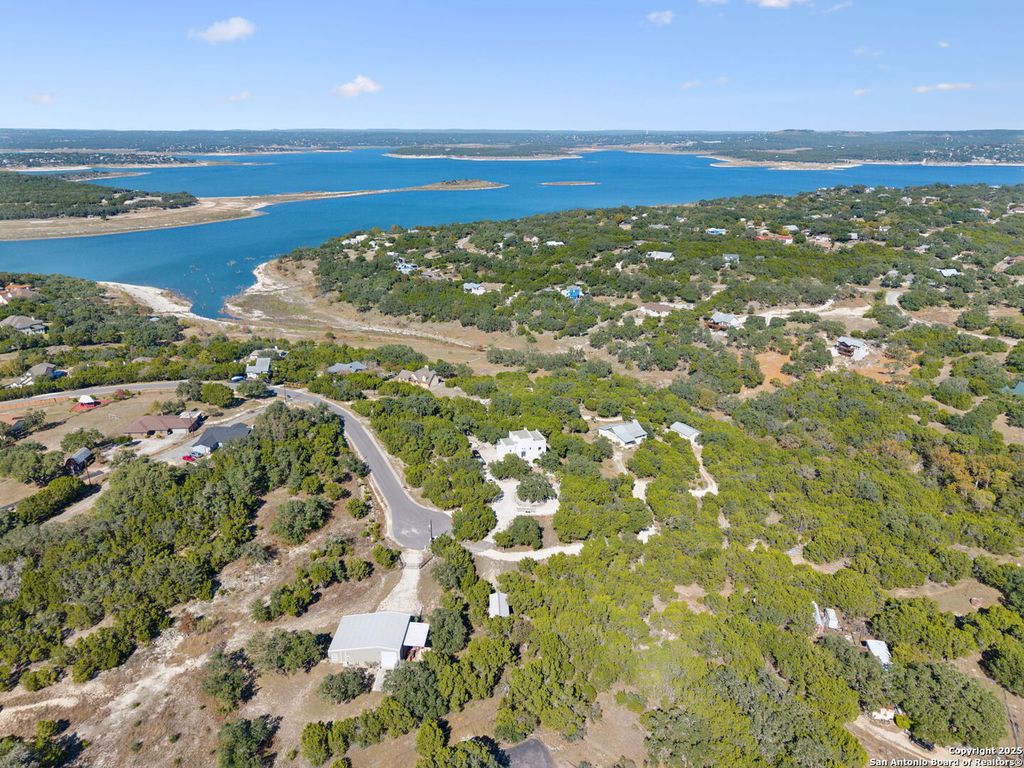 Photo of 1161 Post Oak Drive, Canyon Lake, TX 78133 (MLS # 1920862)