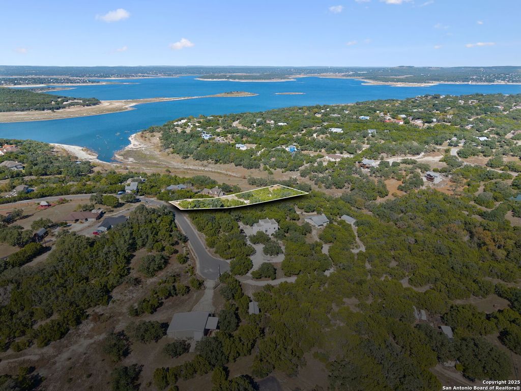 Photo of 1161 Post Oak Drive, Canyon Lake, TX 78133 (MLS # 1920862)