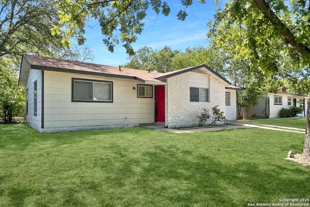 Photo of 4110 Tropical Dr, San Antonio, TX 78218 (MLS # 1925548)