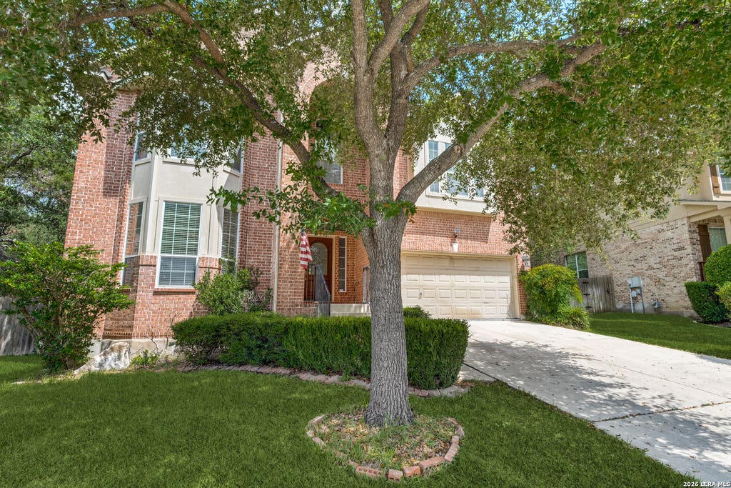 Photo of 23710 LEGEND CRST, San Antonio, TX 78260 (MLS # 1991696)