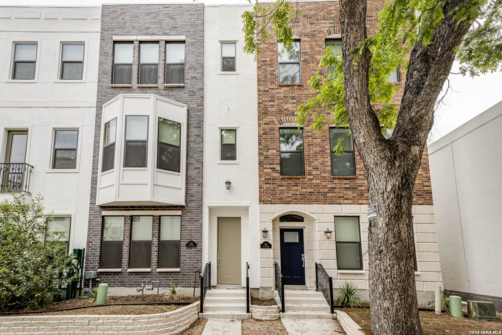 144 N CHERRY ST