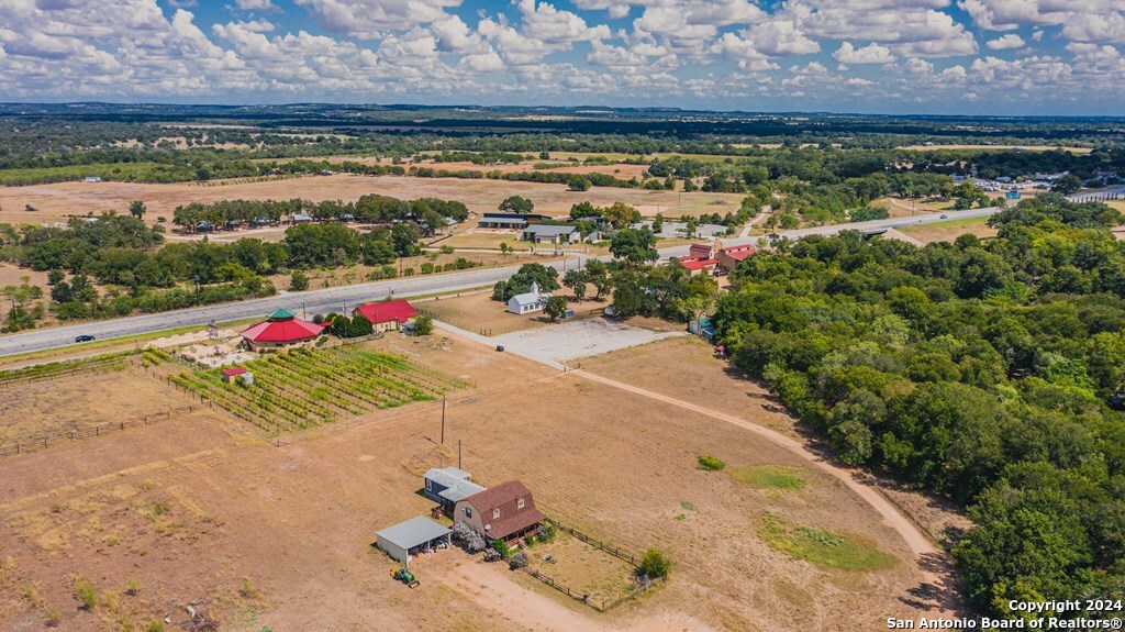 10207 E Hwy 290