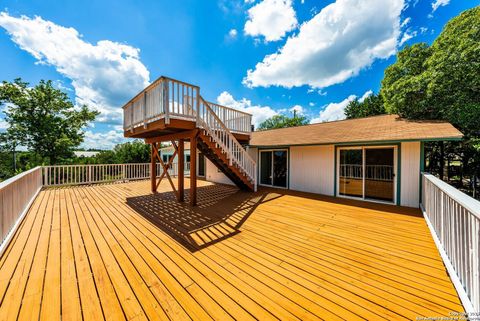 2792 Woodcrest Canyon Lake TX 78133