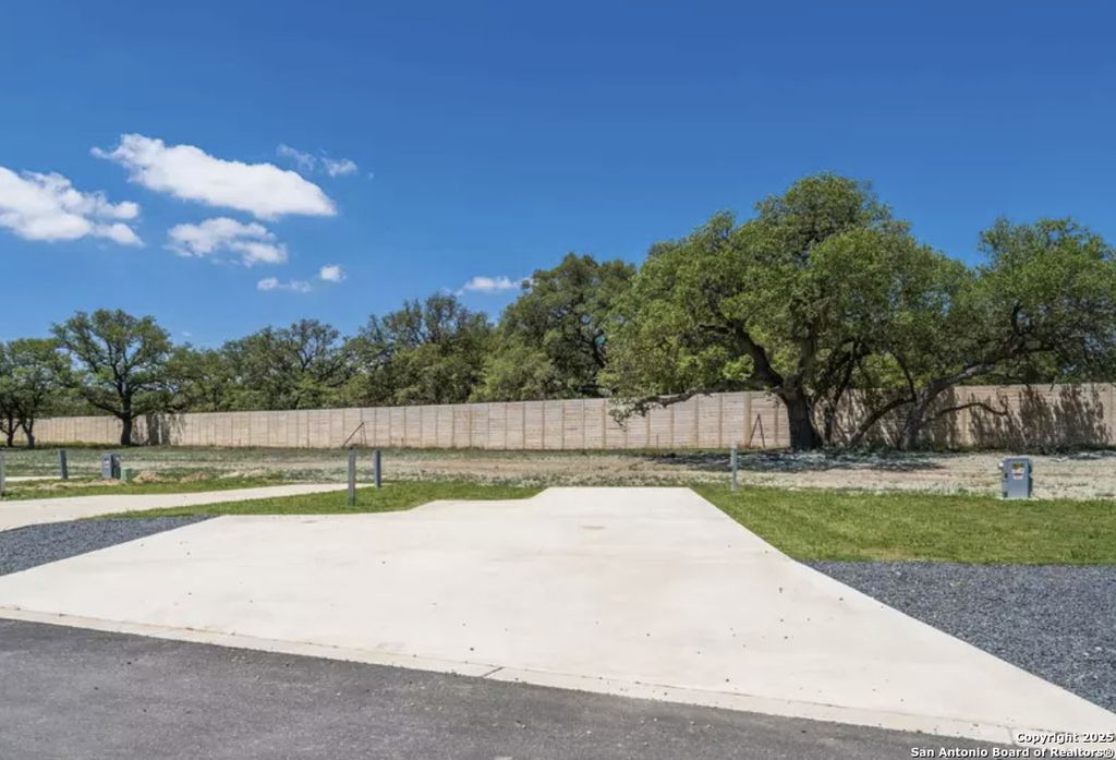 Photo of 5386 Ranch Road 1376 #63, Fredericksburg, TX 78624 (MLS # 1834003)