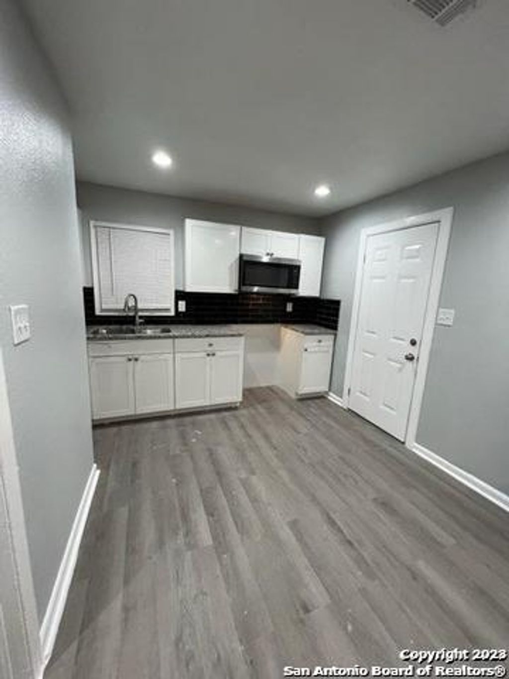 Photo of 127 PARCHMAN, San Antonio, TX 78214 (MLS # 1876604)