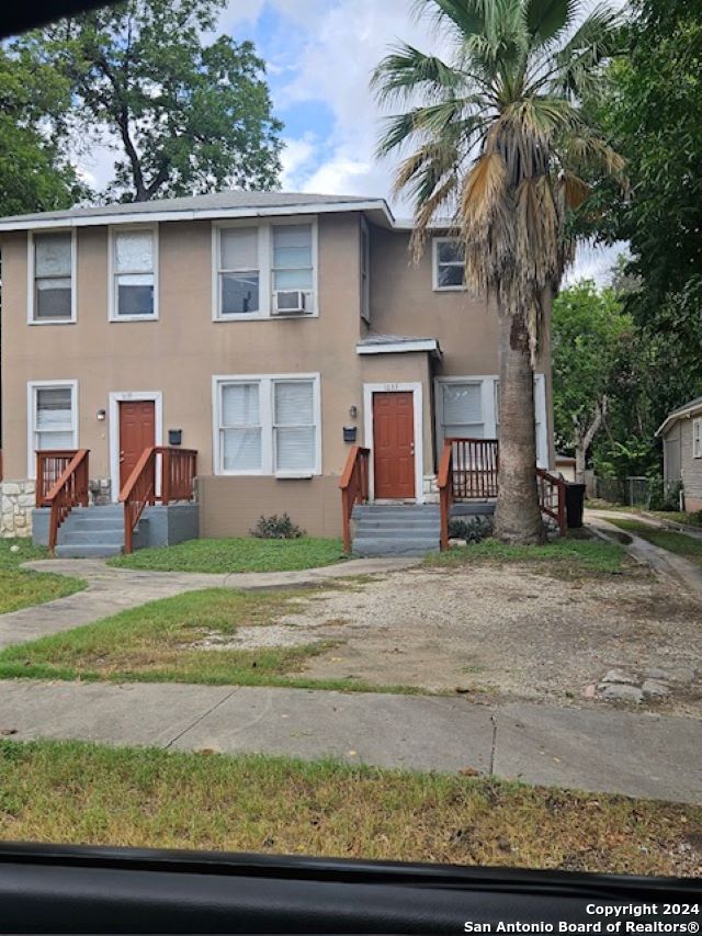 1633 W WOODLAWN AVE
