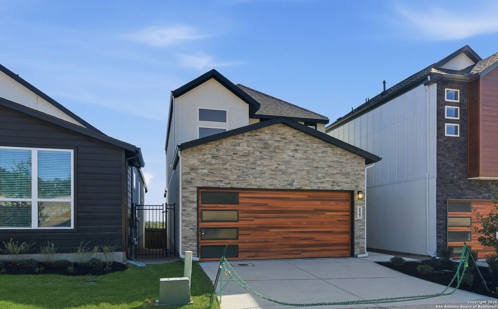 Photo of 20675 Huebner Rd Unit 527, San Antonio, TX 78258 (MLS # 1924302)