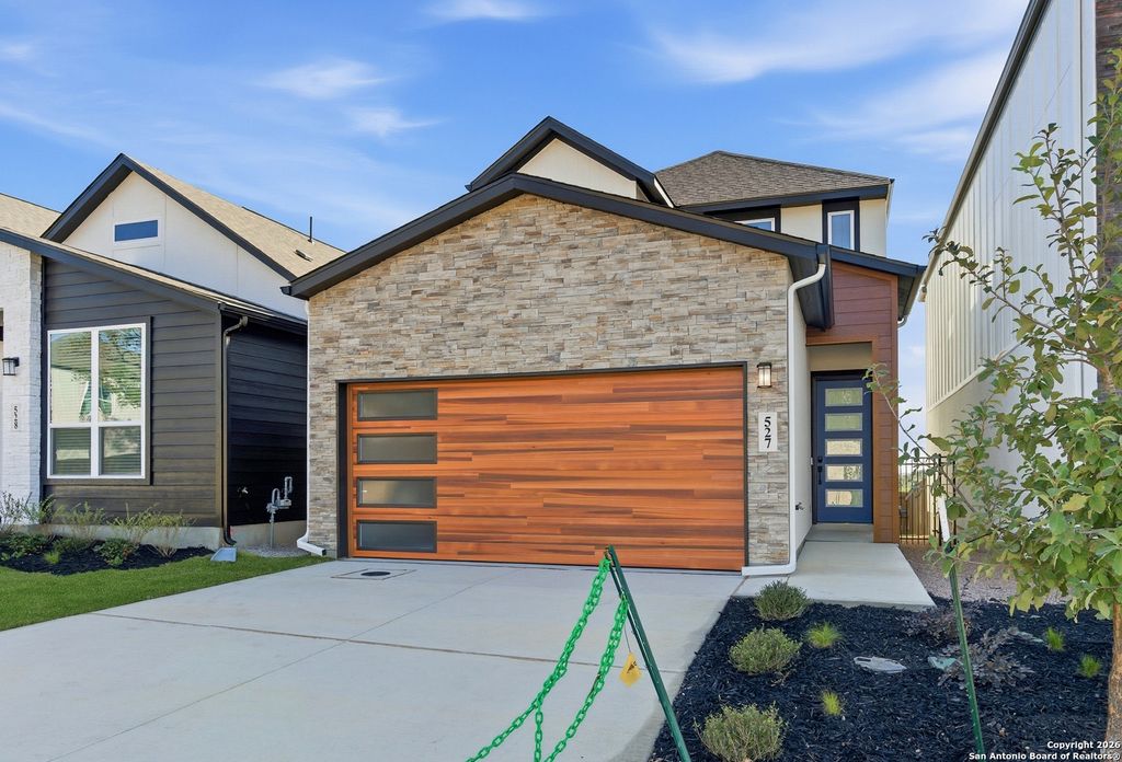 Photo of 20675 Huebner Rd Unit 527, San Antonio, TX 78258 (MLS # 1924302)