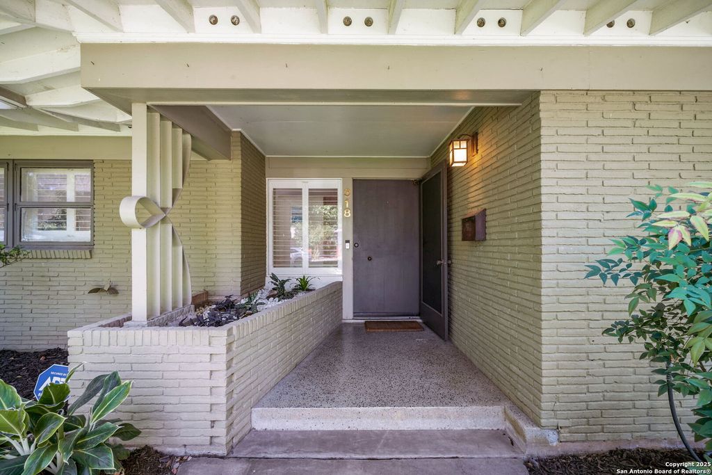 Photo of 318 Northridge, San Antonio, TX 78209 (MLS # 1911966)