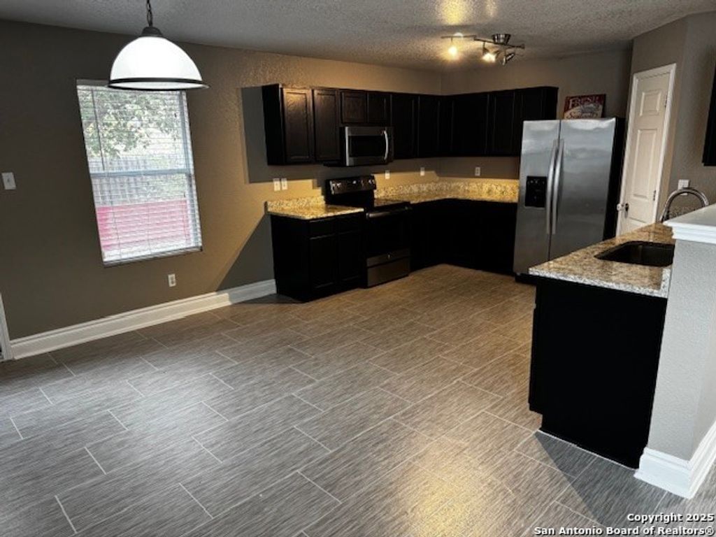 Photo of 7907 Saratoga Knll, Selma, TX 78154 (MLS # 1929596)