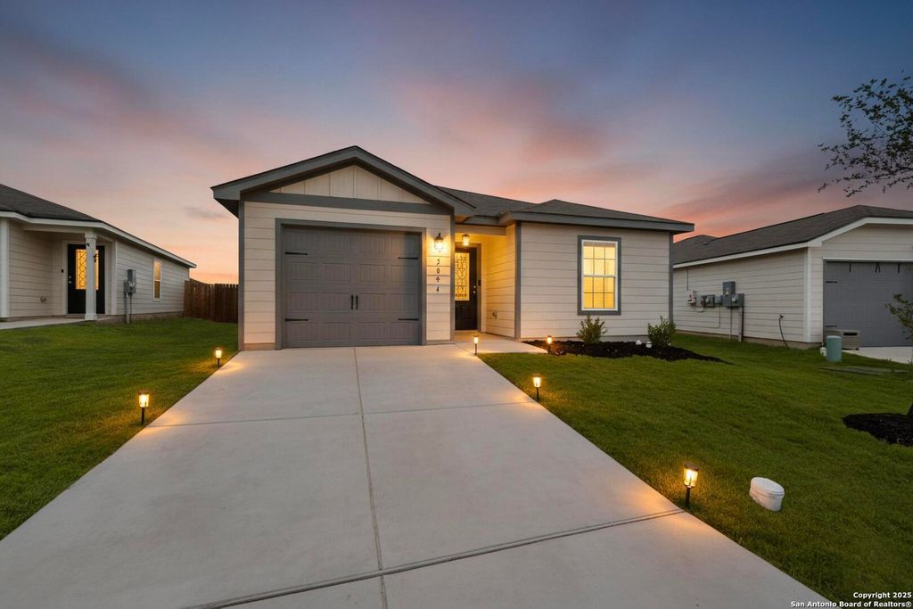 Photo of 2854 Praline Ferry, Converse, TX 78109 (MLS # 1939475)