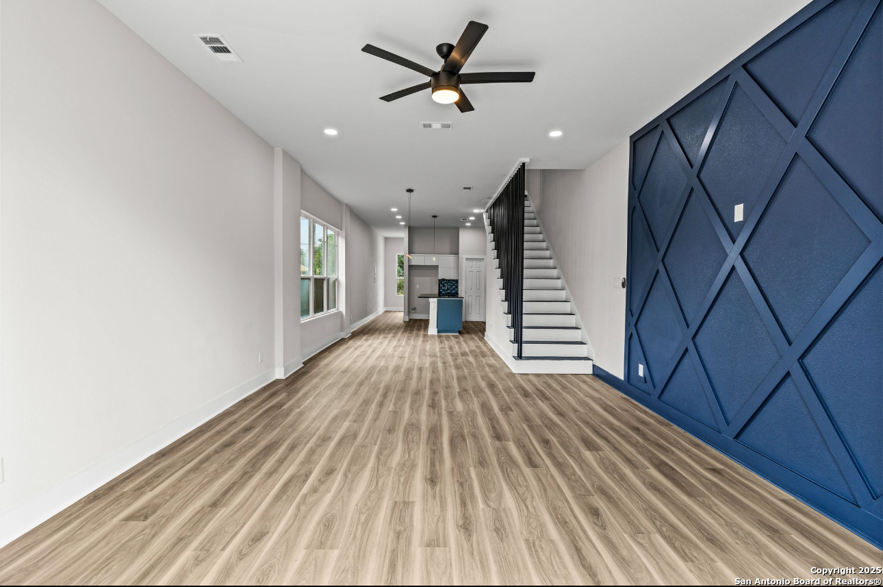 1334 N Center