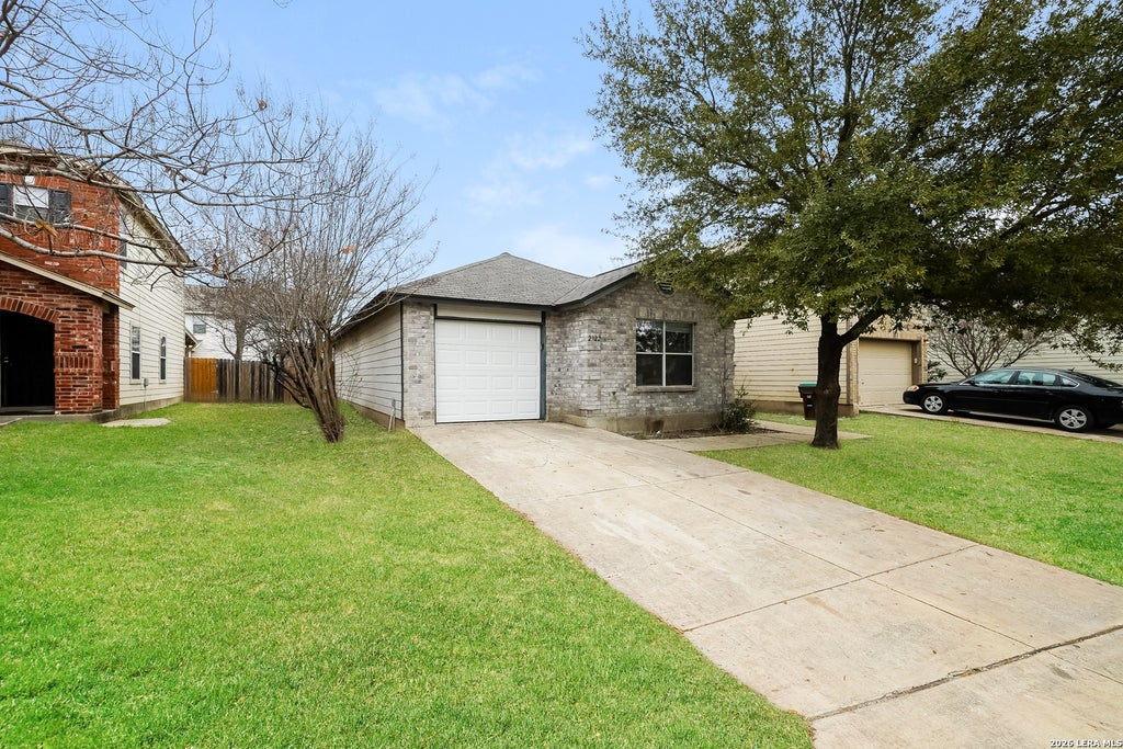 Photo of 2322 Pue, San Antonio, TX 78245 (MLS # 2018160)