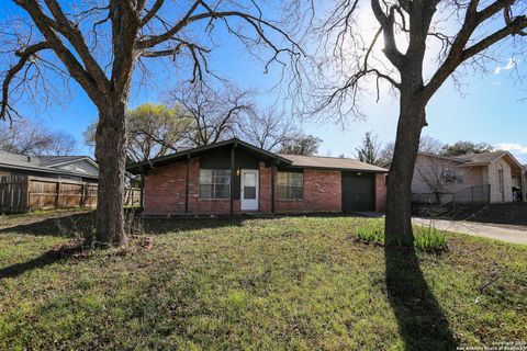 Photo of 4814 Casa Oro St, San Antonio, TX 78233 (MLS # 1963422)